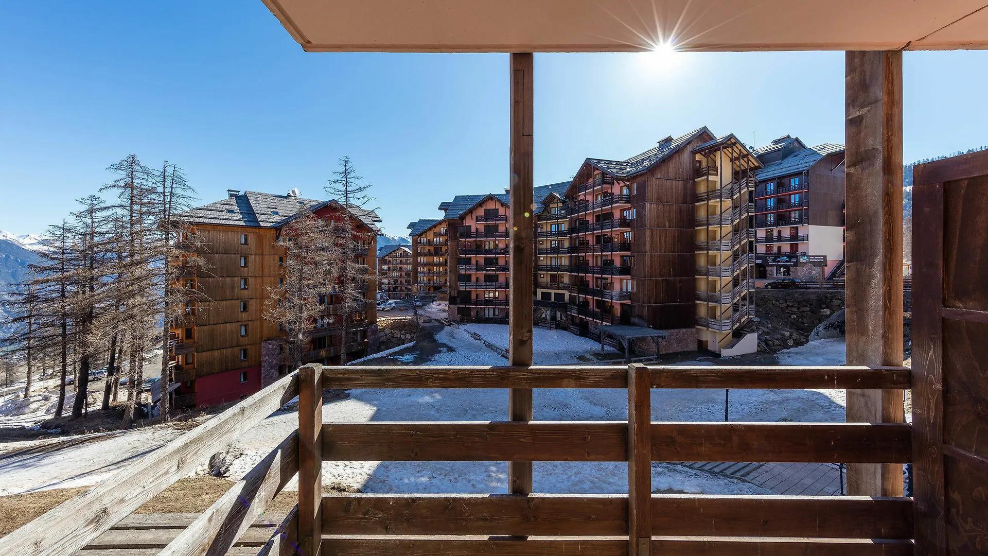 Residence Castor & Pollux Risoul Apartment